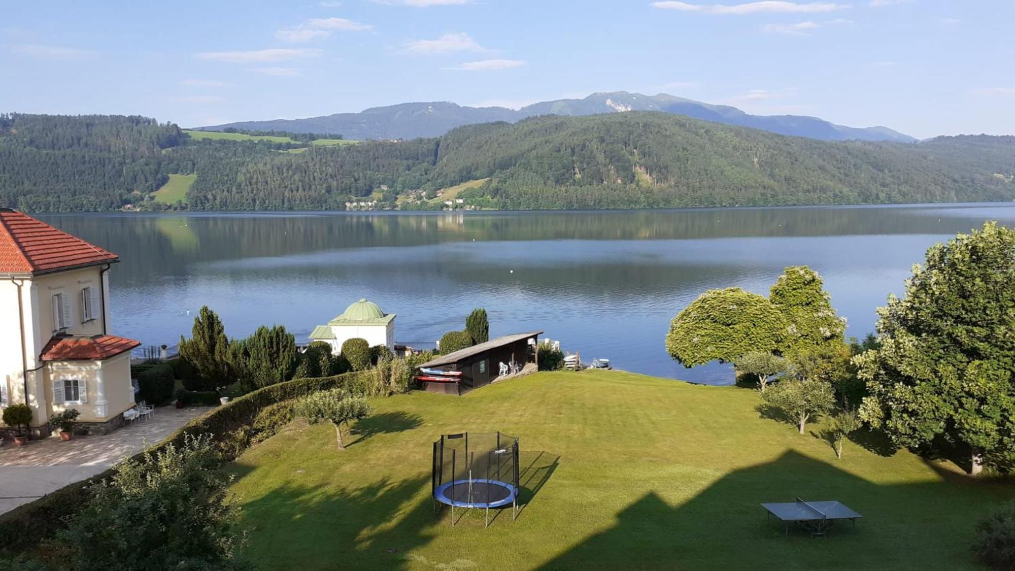 Ferienwohnungen Fischerhaus - Direkt Am See Millstatt Exterior photo